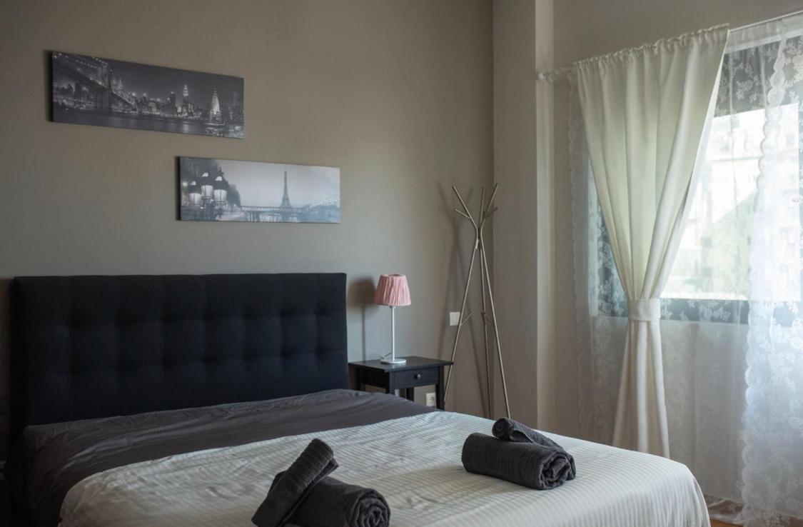 Minimal Brand New Loft Next To Subway Atenas Exterior foto